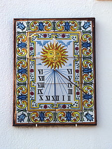Sonnenuhr, Sonne, Zeit, Zeiger, Zeitmesser, Fliesen, weiße Wand