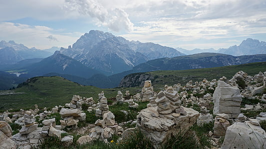 stoamandl, hory, tři zinnen, pěší turistika, Dolomity, Itálie, Sextenských Dolomit