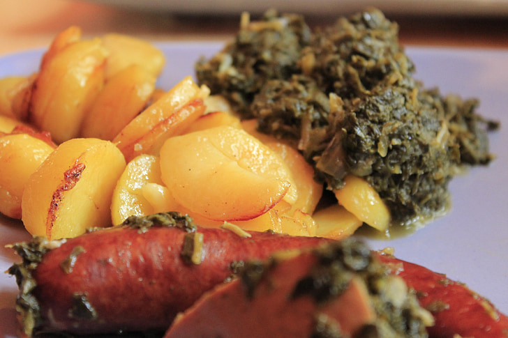 kale, sausage, potatoes, eat, main course, substantial, court