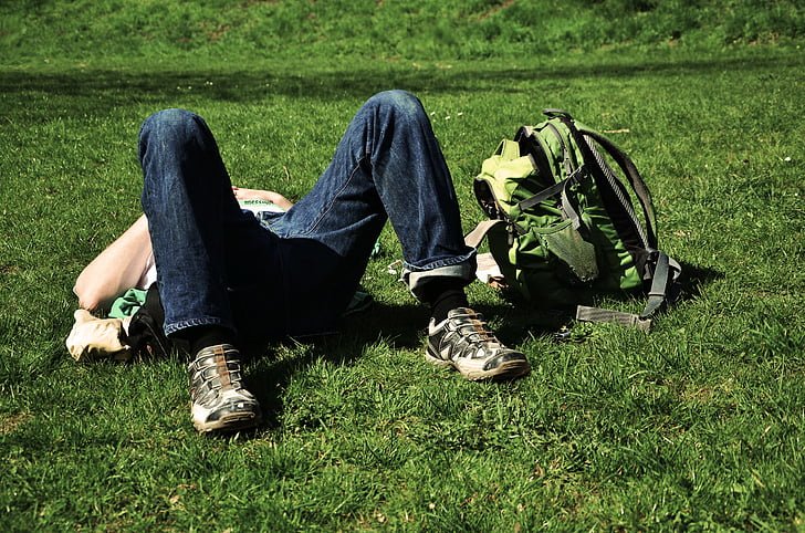 bersantai, sisanya, istirahat, padang rumput, hijau, relaksasi, keprihatinan