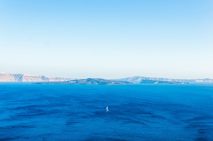 white, boat, middle, ocean, daytime, sea, blue