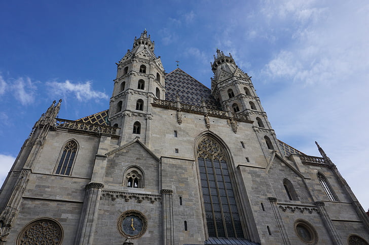 Wien, Domkirken, kirke