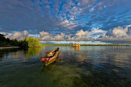 Lagoon, båt, morgon, vatten skjulet, Atoll, WiDi öar, Halmahera