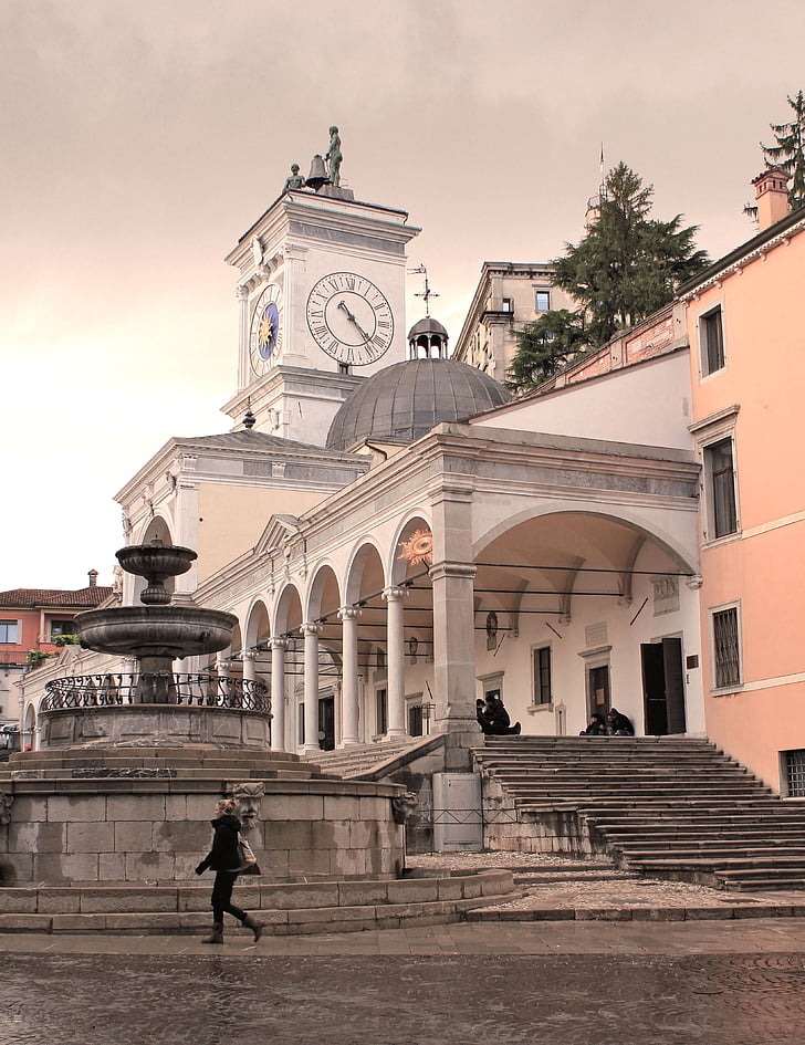 Udine, oraşul vechi, punctul de întâlnire