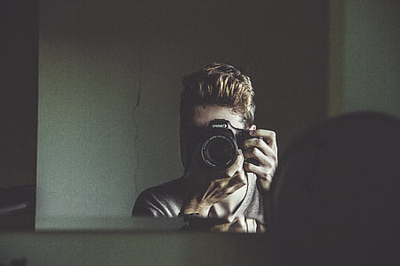 kamera, ember, tükör, pereson, bevétel fénykép