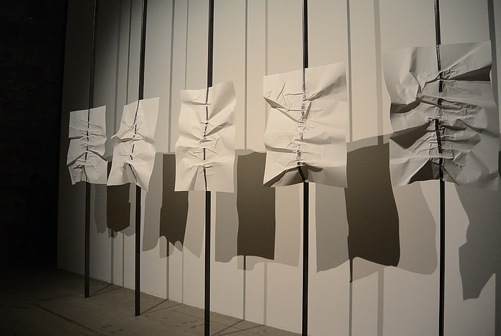 papier, art, Biennale, installation