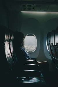 femeie, avion, lângă, fereastra, vizionarea, Vezi, avion