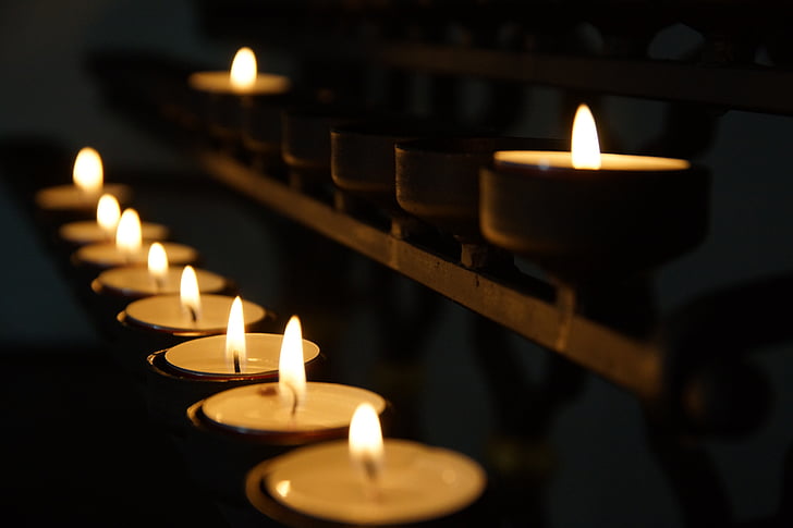baznīca, sveces, gaisma, gaismas, tējas gaismas, ticības, sveču gaismā