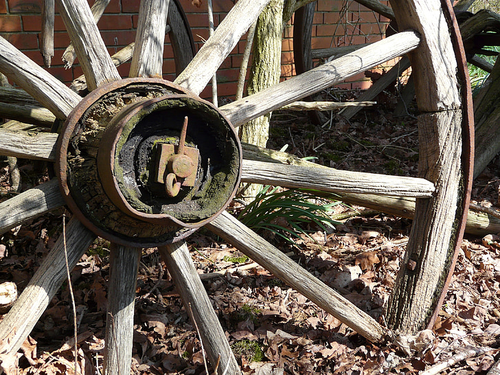 wagon wheel, old, wooden wheel, old wagon wheel, agriculture, wheel, hub