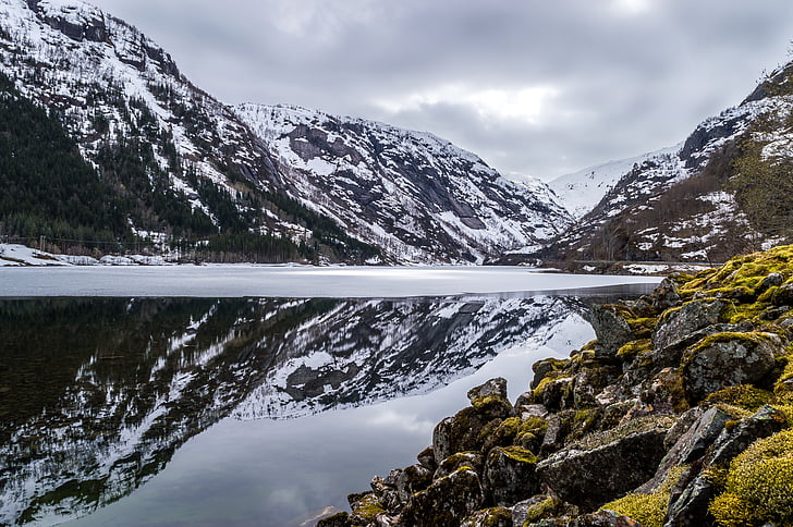 Lago di montagna, acqua, riflessione, chiaro, fresco, vetroso, freddo