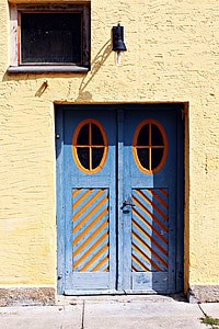 porta de l'ala, portes practicables, l'entrada, l'entrada de casa, vell, fusta, accés