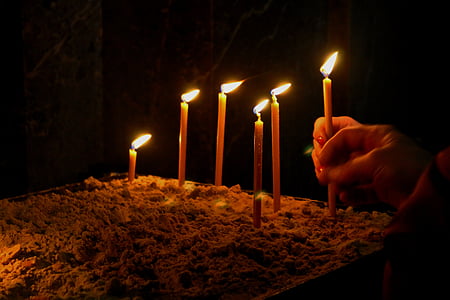 Dievs, sveces, lūgšana, baznīca, svece, liesma, reliģija