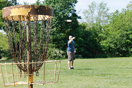 golf de disc, Frisbee, golf de Frisbee, a l'exterior, persones, esport, jugant