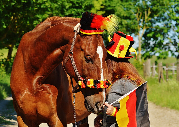 Championnat d’Europe, football, 2016, Allemagne, cheval, jeune fille, femme