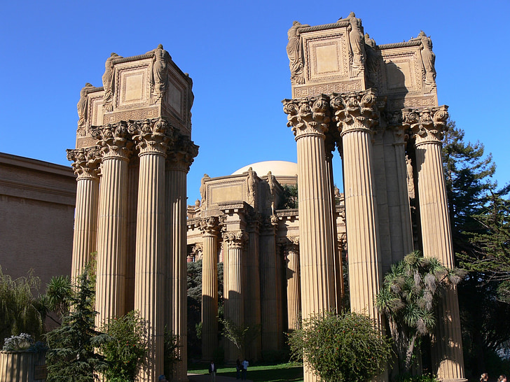 Дворец изящных искусств, Сан-Франциско, Калифорния, колонны, резные, резные столбы, резьба по дереву