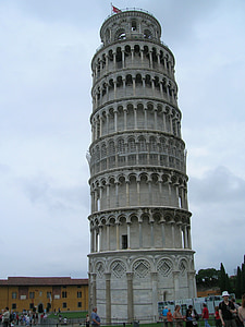 Ferde torony, Pisa, Toszkána, torony, olasz, turizmus, építészet