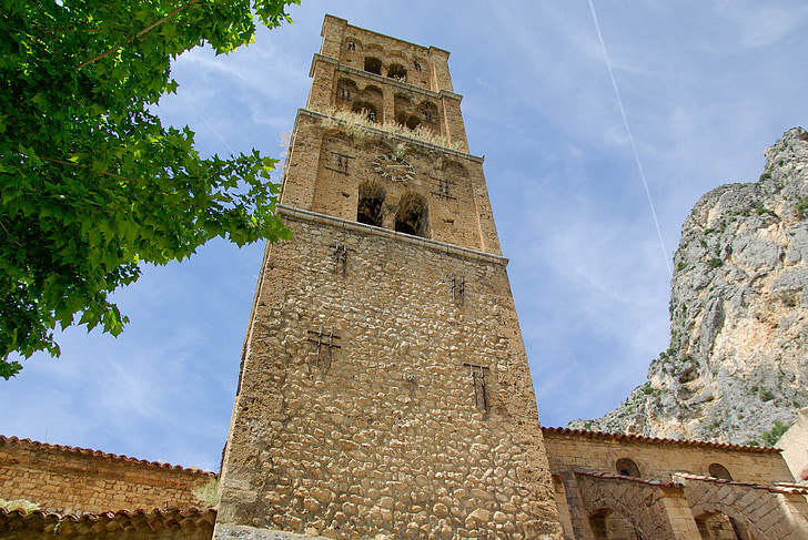 viduslaiku ciems, Provence, tornis, zvanu tornis, arhitektūra