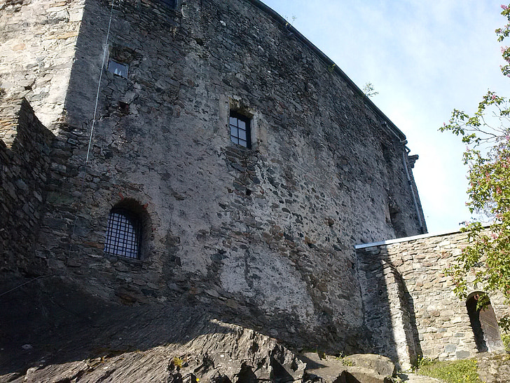 Schloss, Burgmauer, dicker Turm, im Mittelalter, Ritterburg, Antike, historisch