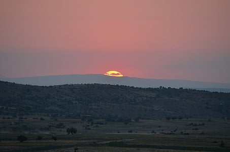 Západ slunce, Uchisar, Kappadokie