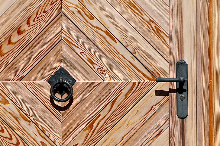 ξύλινη πόρτα, κουδούνισμα αναμονής κλήσης, σιδερωτής, γεωμετρικό σχήμα, πόρτα, ξύλο - υλικό, κλειστό