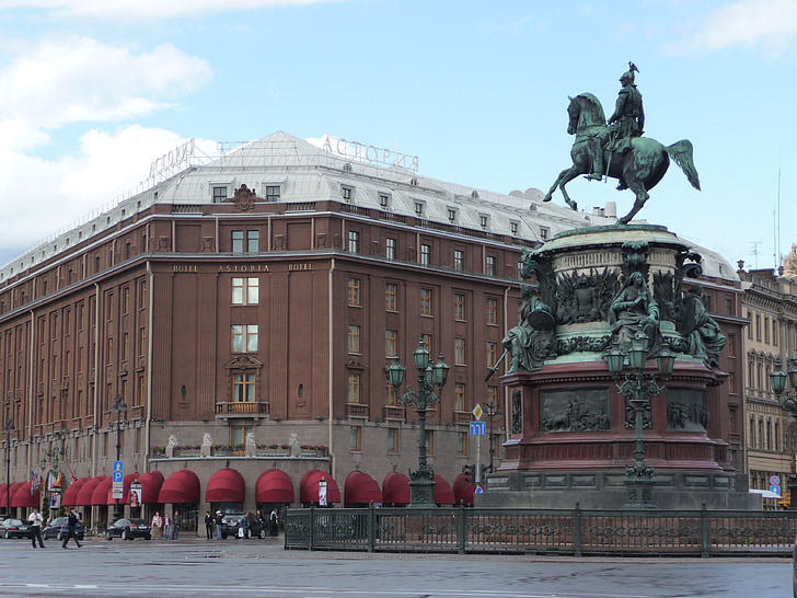 Hôtel Astoria, Saint-Pétersbourg, monuments célèbres, Peter le premier, célèbre, Petersburg, statue de