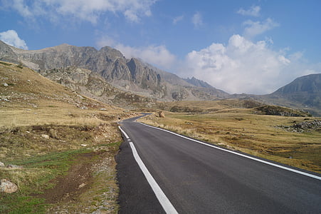 road, plateau, mountain, grass, landscape, nature, sky