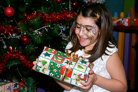 ragazza, Natale, regalo, albero di Natale, decorazioni, Vacanze