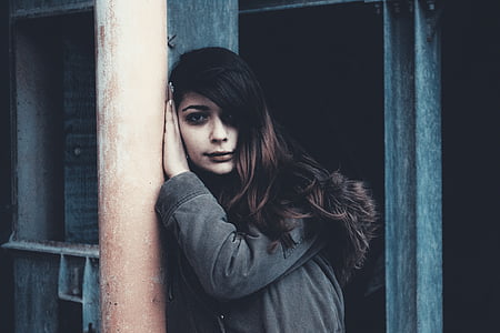 girl against the wall, girl portrait, sad girl portrait, portrait, young, girl, woman