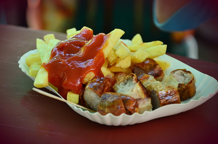 ketchup, patatine fritte, Currywurst, Fast food, salsiccia, Frits, in movimento