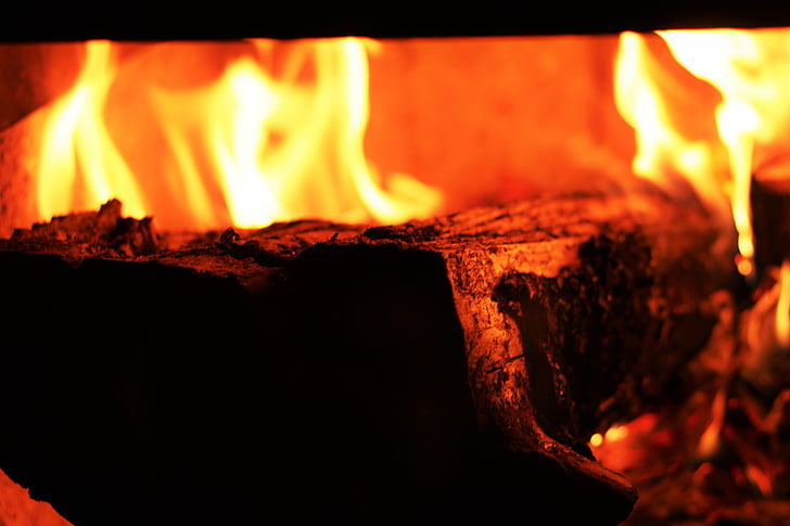 Drewno kominkowe, ogień, kominek, ogień - zjawisko naturalne, ciepła - temperatury, płomień, spalanie