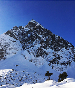 Gunung, Montafon, Silvretta, Austria, musim dingin, Vorarlberg