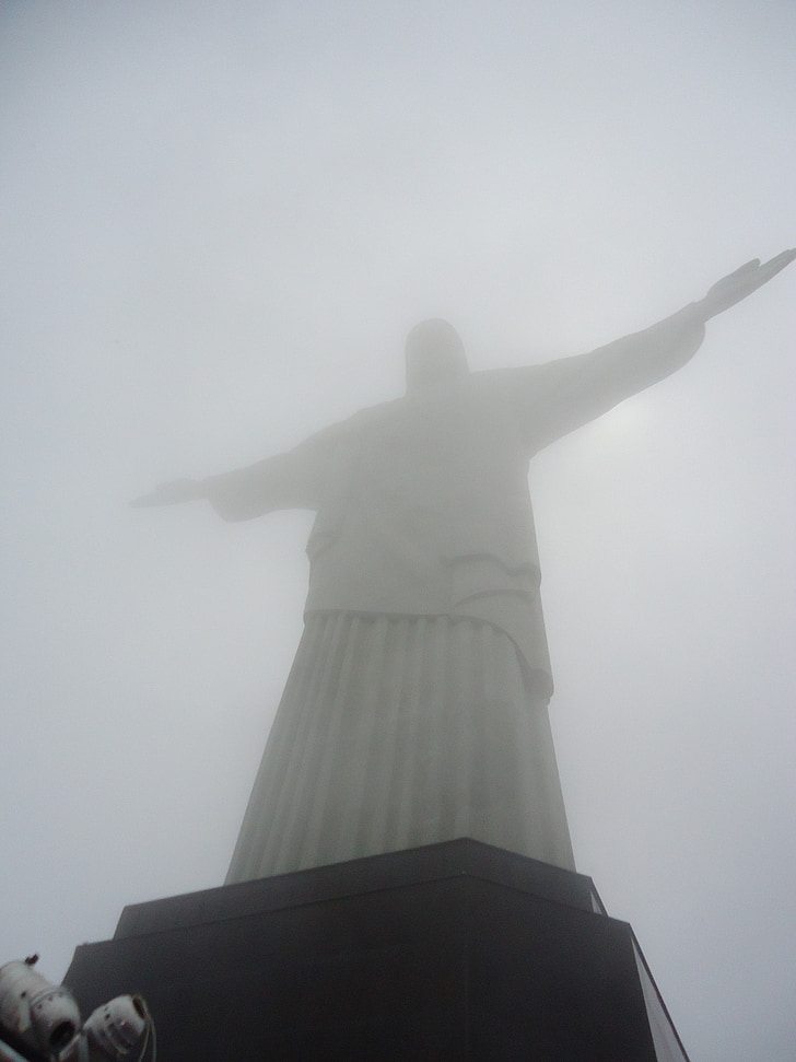 Rio de Janeirossa, Kristuksen redentos, Corcovado, Brasilia