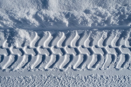 跟踪, 雪, 白色, 阳光明媚, 轮胎的痕迹, 拖拉机, 冬天