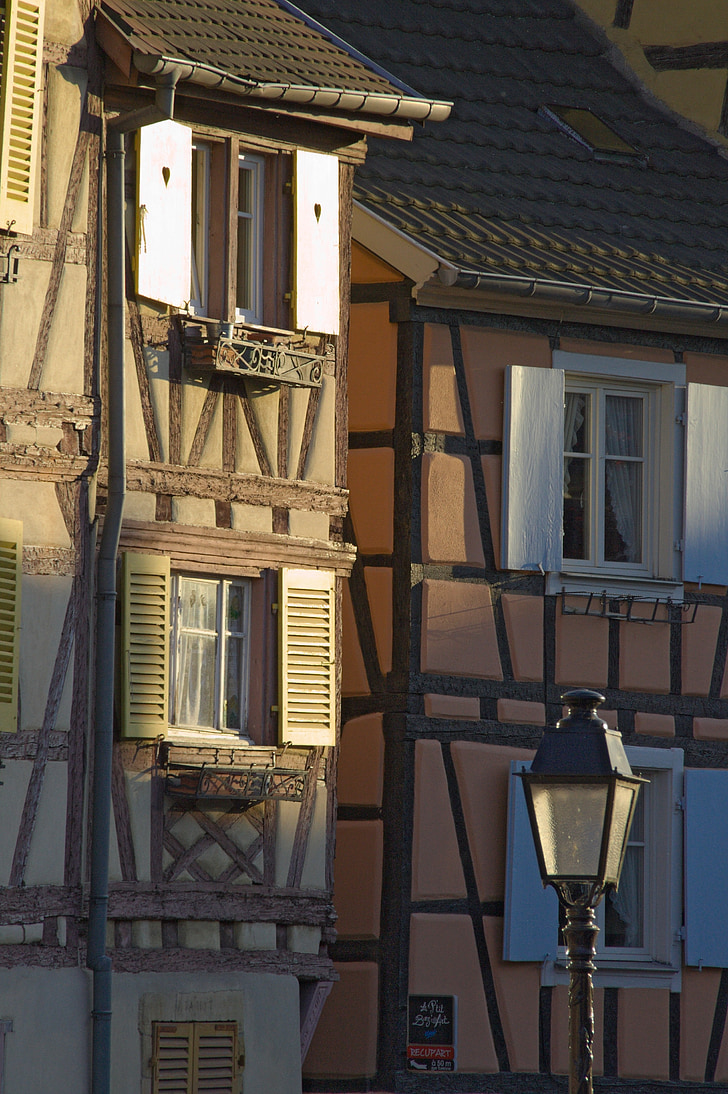 Colmar, Frankrike, Alsace, gamla stan, kvällen