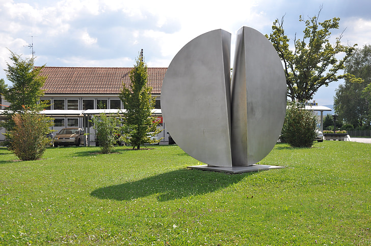 Laconnex, sculpture, Genève, oeuvre, Pierre, conception, point de repère