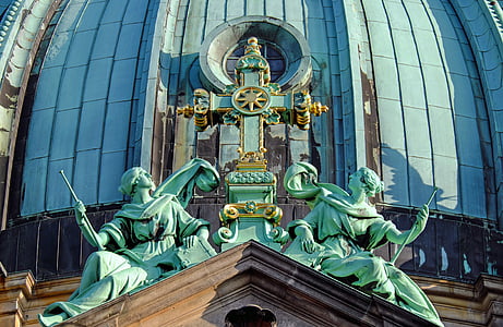 berlin cathedral, dome, cross, angel, copper, gold leaf, historically