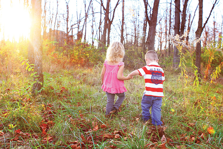 boy, girl, holding hands, happy, young, autumn, outdoor