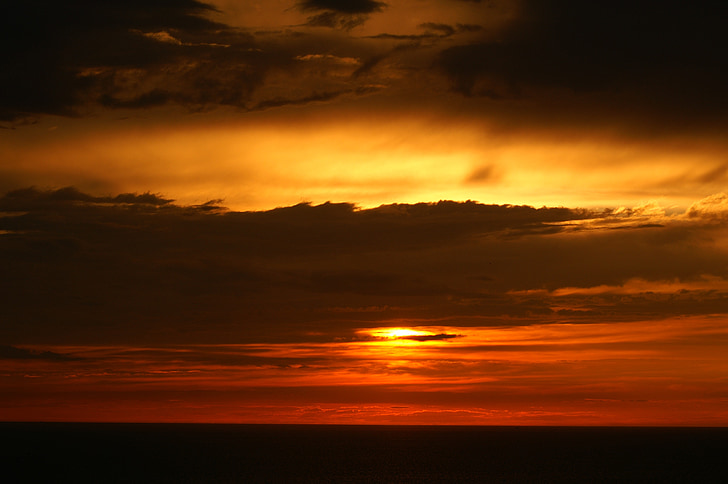 matahari terbenam, laut, senja, awan, langit oranye merah, remanen, pemandangan laut