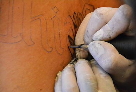 tatuiruotė, kūno piešinys, ofortas, brėžinys, kūno, menininkas, mados