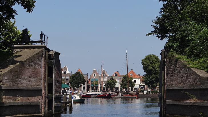 Sluis, Olanda, barca