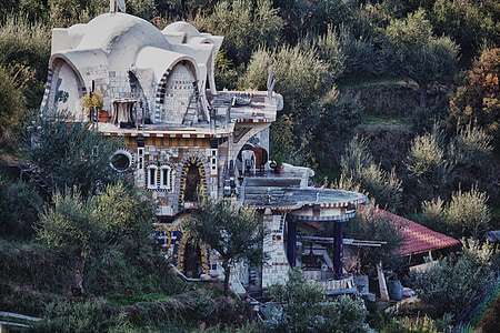 Hundertwasser, rumah, Yunani