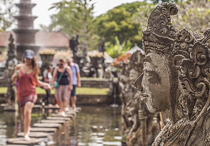 Bali, vode palača, odmor, mjesta od interesa, trita gangga, turisti, kip