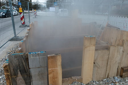 site, district heating, steam, water vapor, leak, repair, wood planks