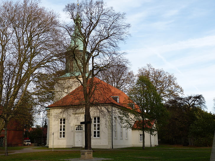 Fallersleben, Wolfsburg, Bassa Sassonia, centro storico, storicamente, autunno, Chiesa