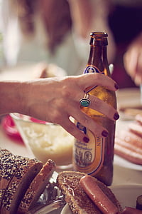bánh mì, thực phẩm, bàn tay, rượu, Đảng, Bữa ăn tối, bia