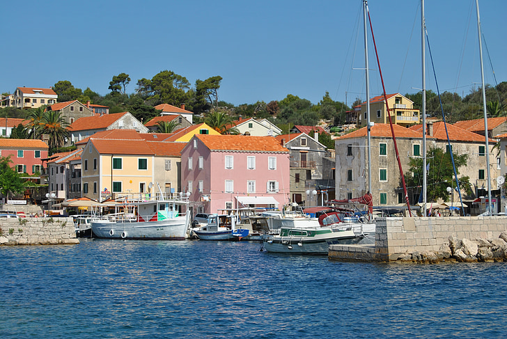Port, Kornati-szigetek, Horvátország, vitorlázás vakáció