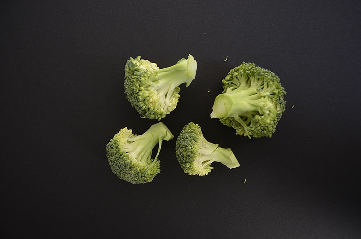 brokoli, zelenina, černé pozadí, kvítky, brokoliröschen