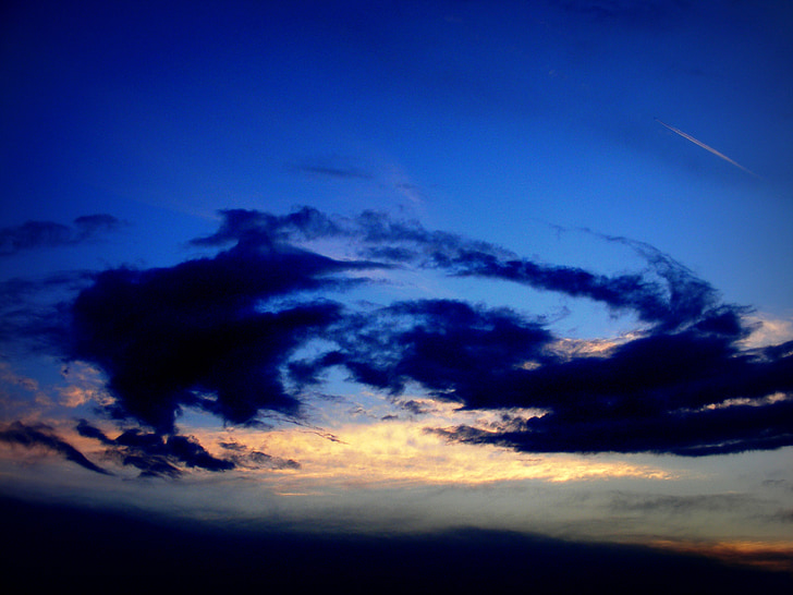 cloud, sky, in the evening
