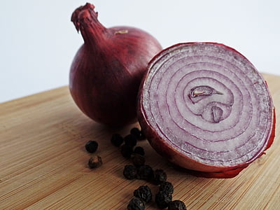 red onions, onions, vegetables, nutrition, food, eat, healthy