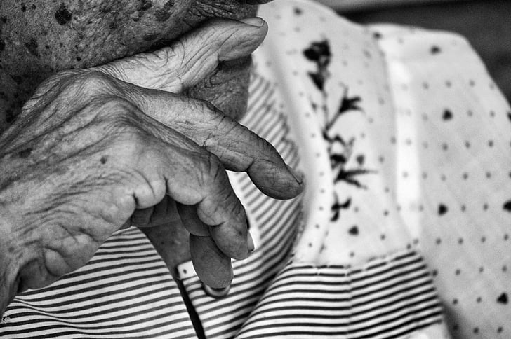 γιαγιά, ρυτίδες, παλαιότερο ενηλίκων, κατηγοριοποίηση, ωριμότητα, τα χέρια, παππούς